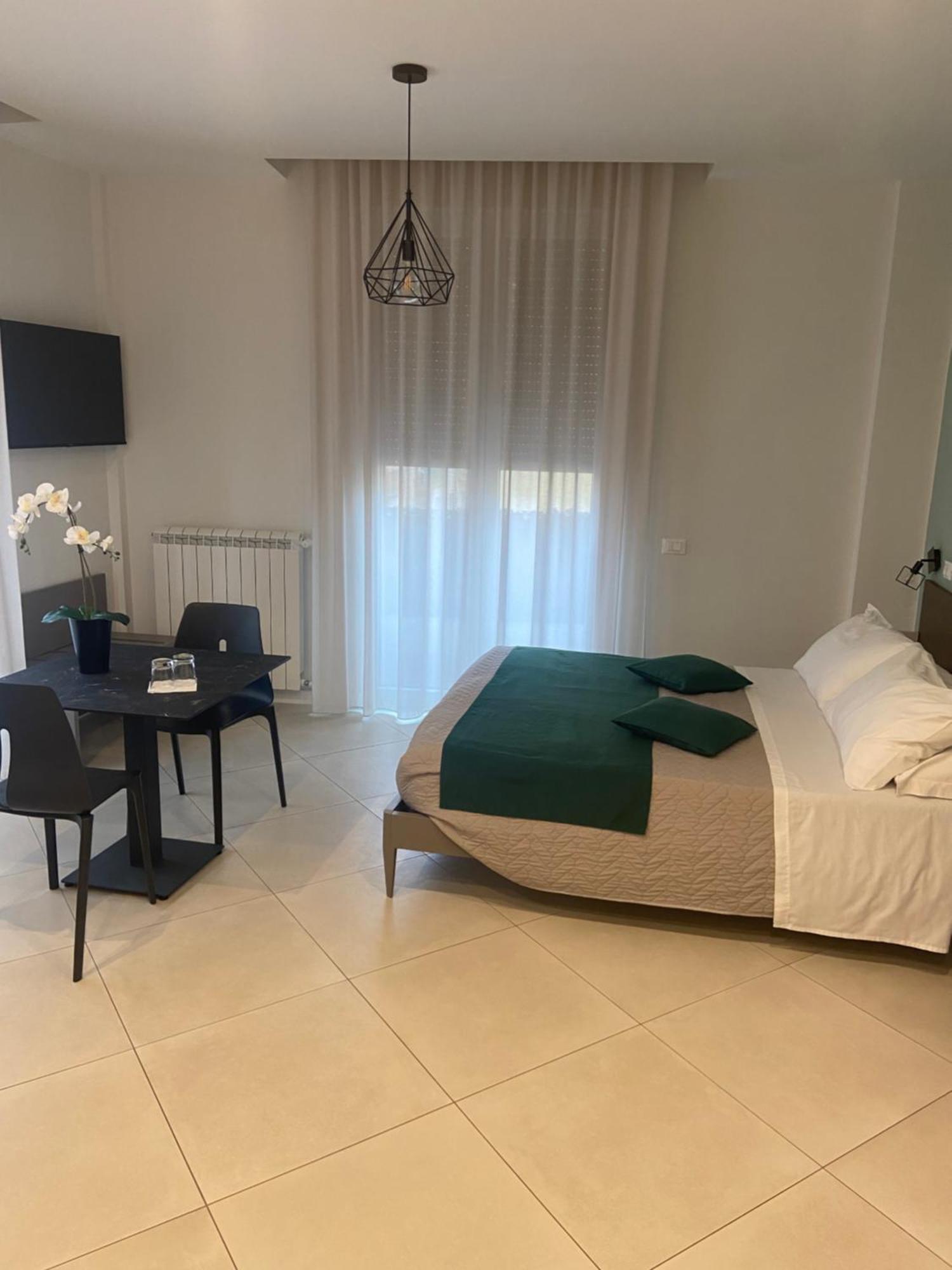Maqueda Suites Palermo Exterior photo